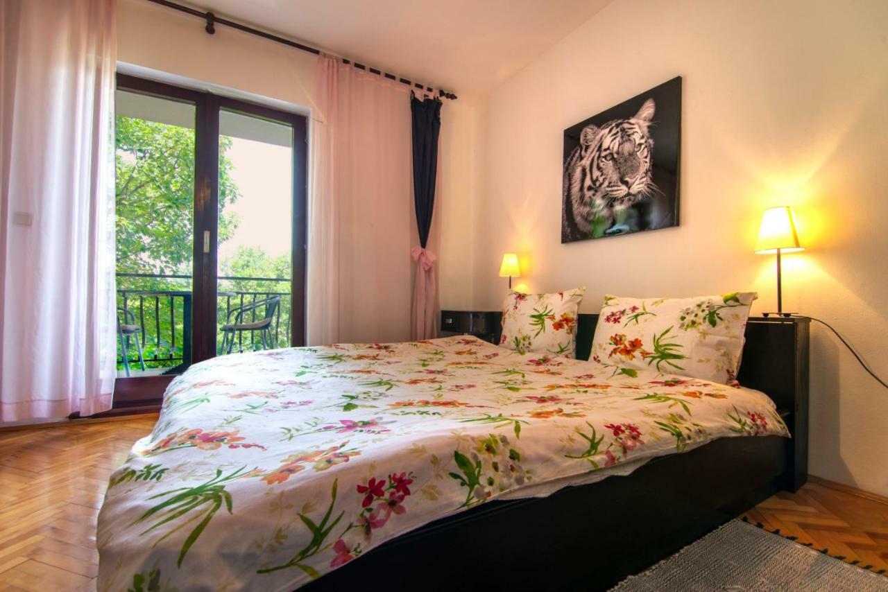 Apartments Mare Pula Exterior photo